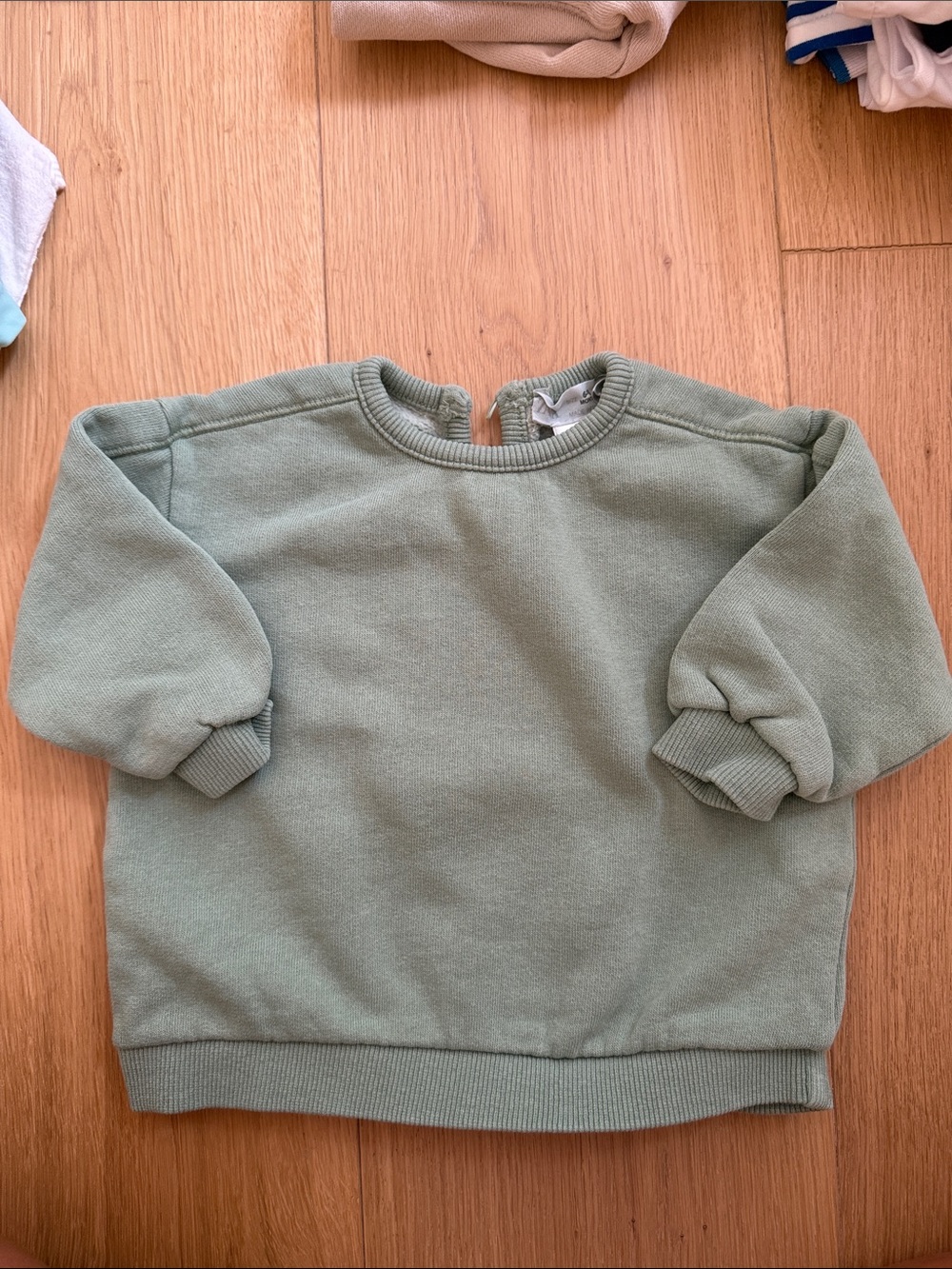 Zara Mint Green Crewneck Sweatshirt